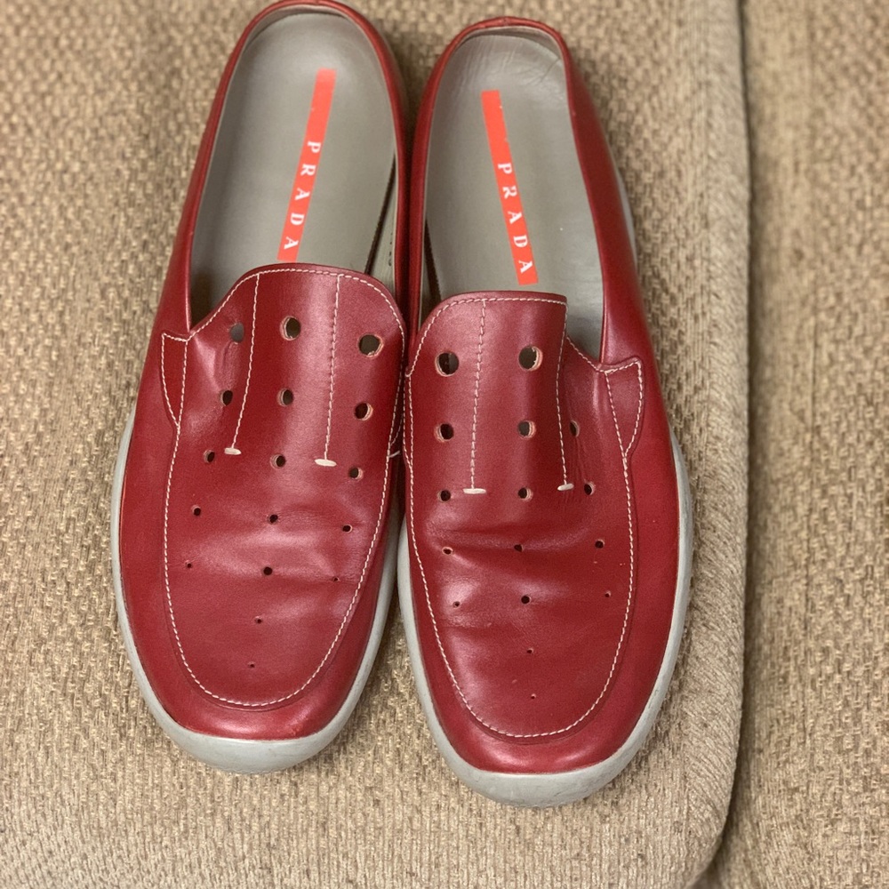 Vintage Prada Slip On (No 📦)